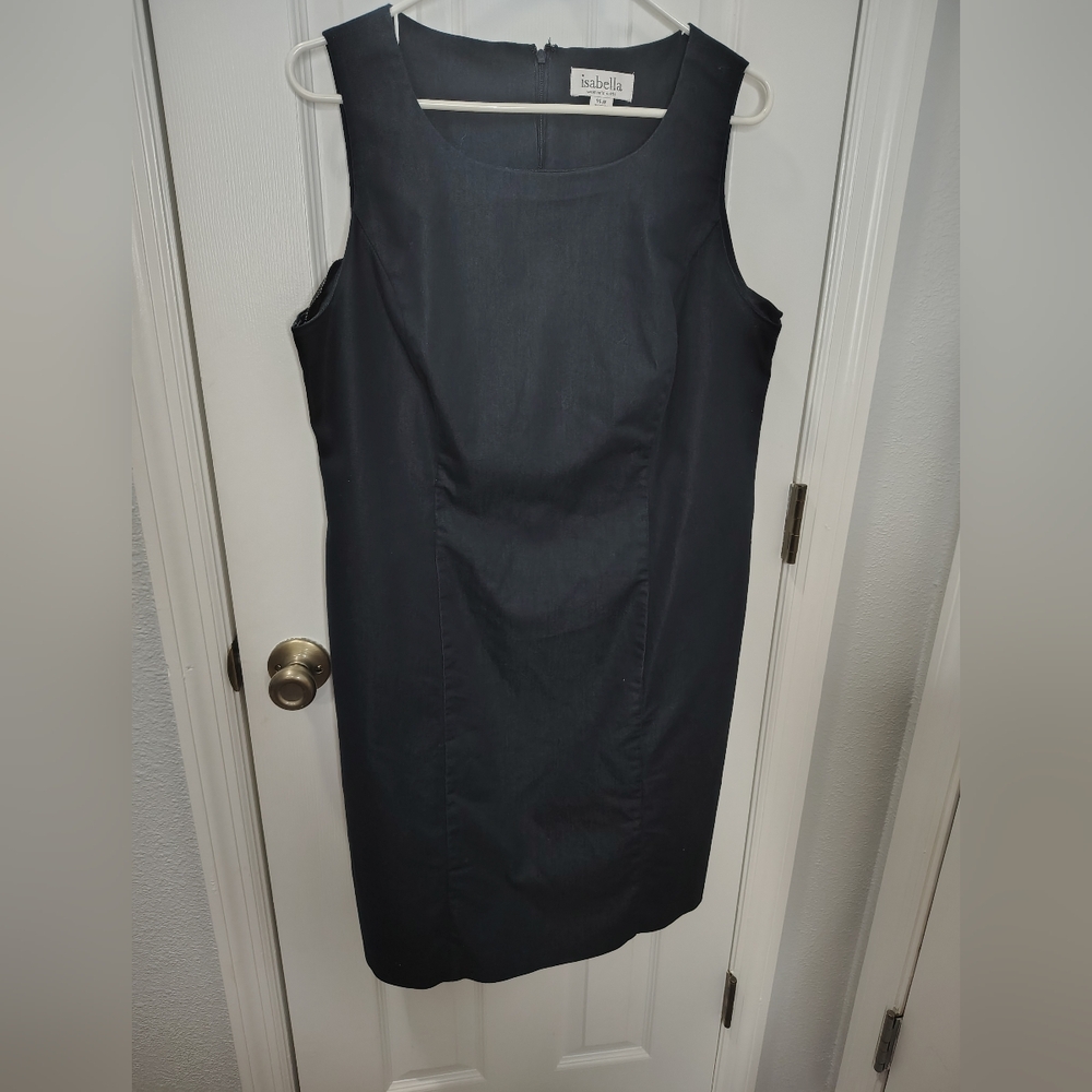 Sleeveless Black Dress